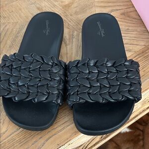 Universal Thread Black Braided Sandals